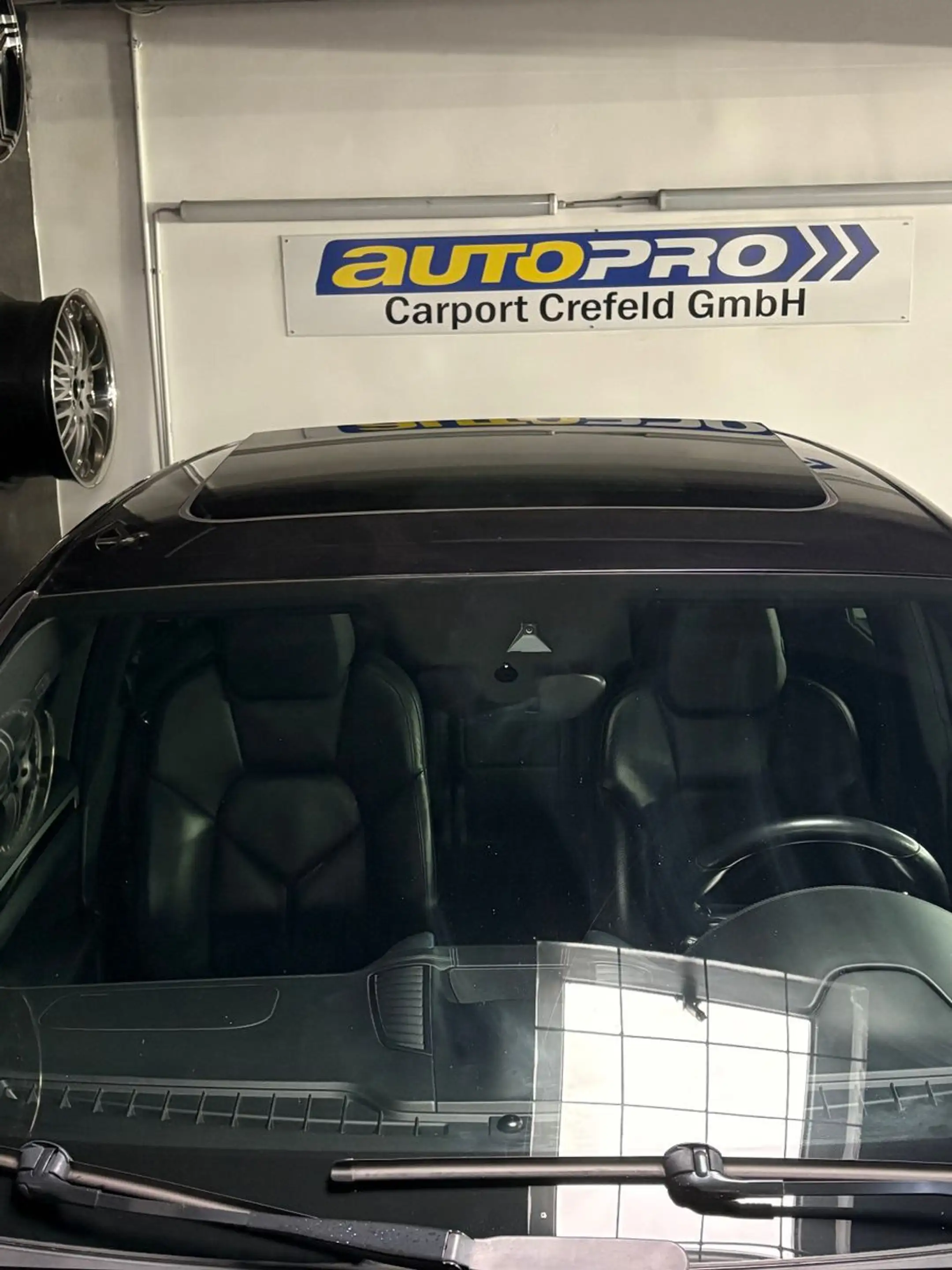 Porsche Cayenne S Platinum Edition Porsche Approved — photo 10
