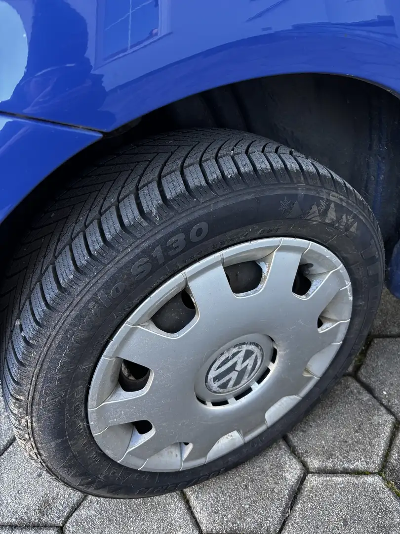 Volkswagen Polo Kleinwagen Blau - 2