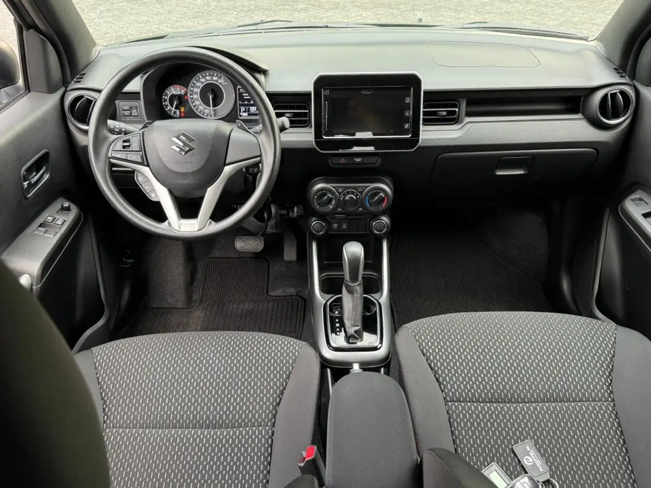 Suzuki Ignis 2024 — фото 19