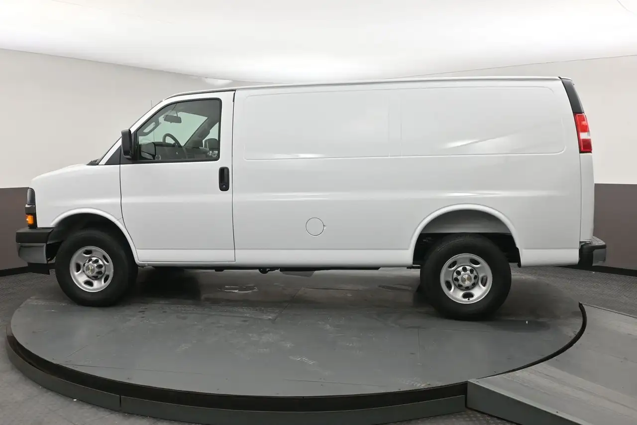 Chevrolet Express 2500 снимка Chevrolet Express 2500