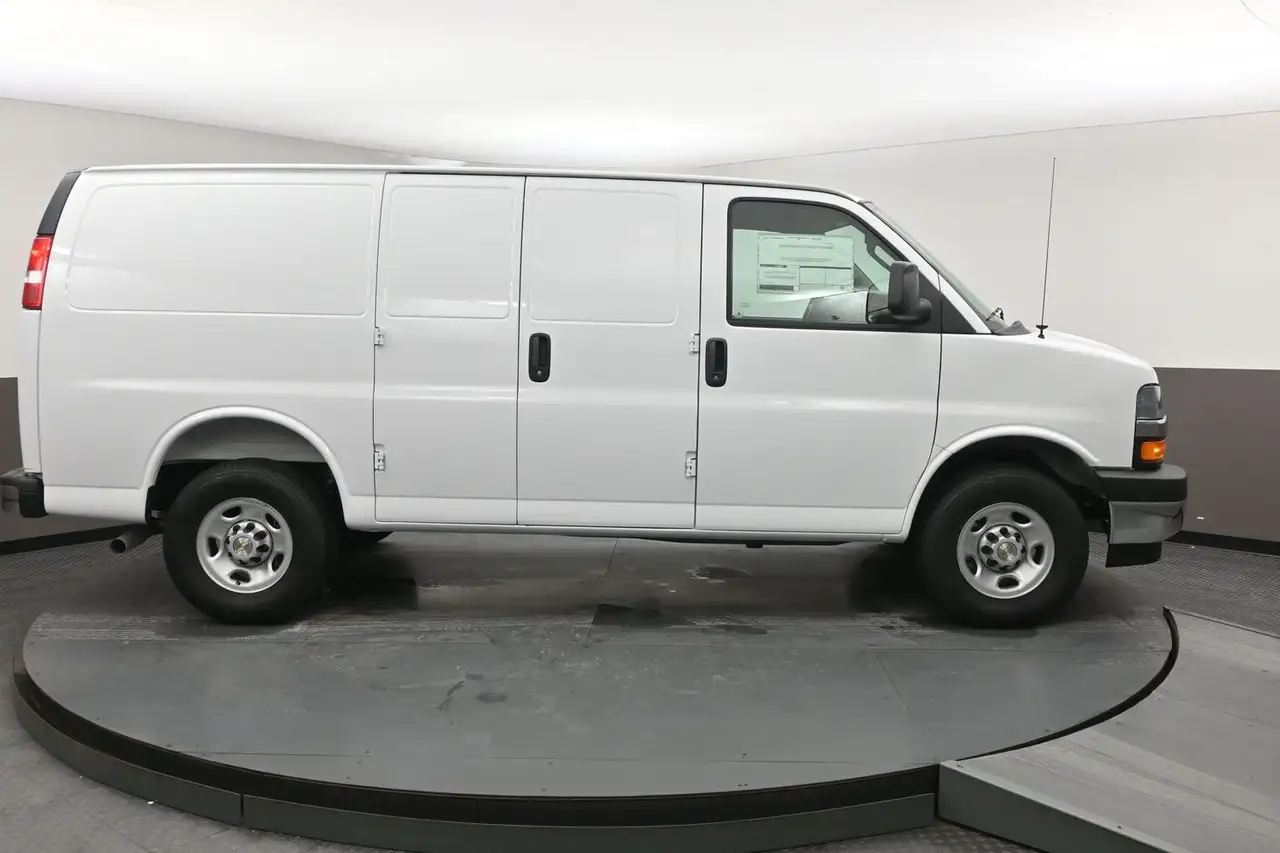 Chevrolet Express 2500 снимка Chevrolet Express 2500