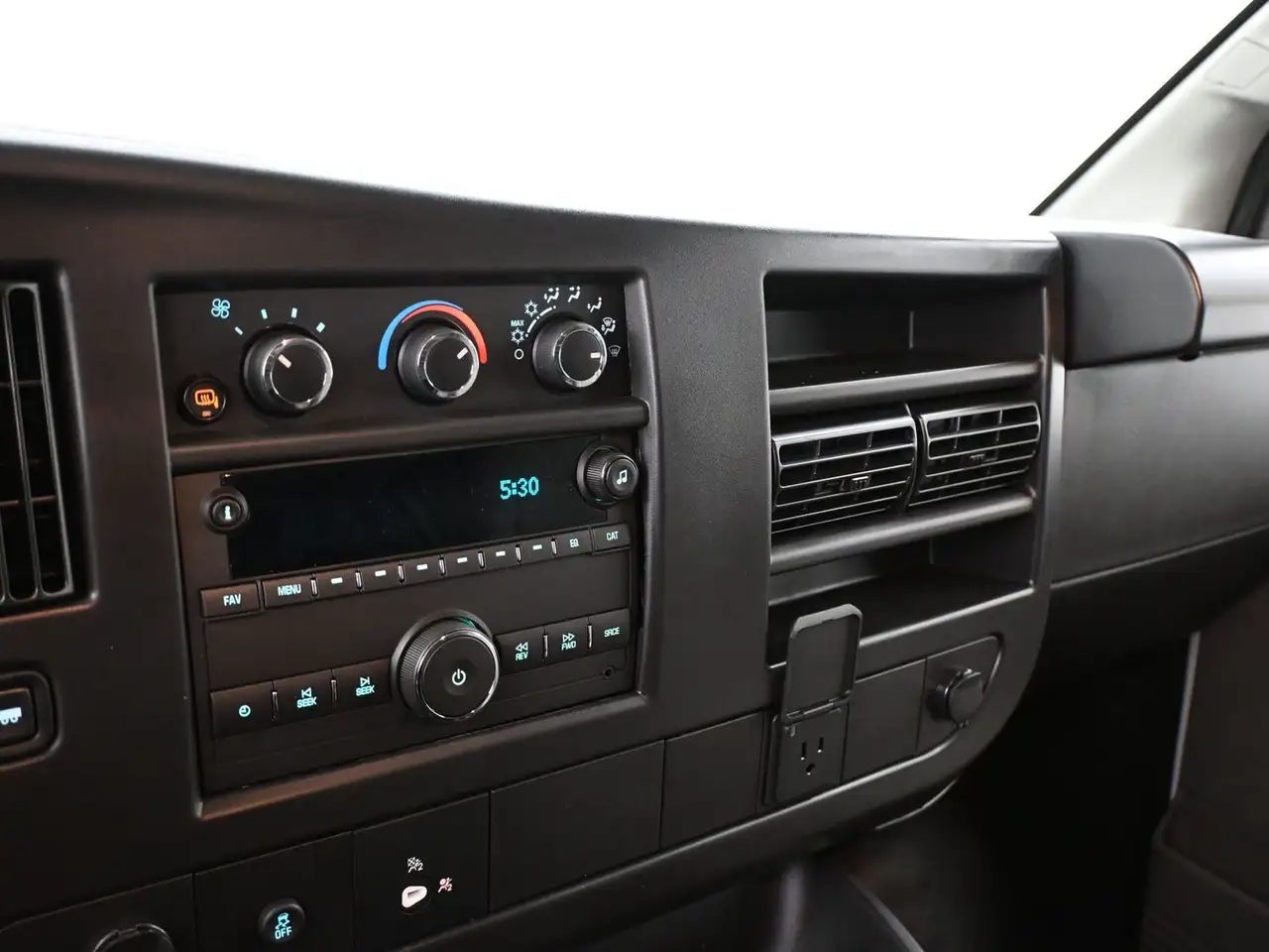 Chevrolet Express 2500 снимка Chevrolet Express 2500
