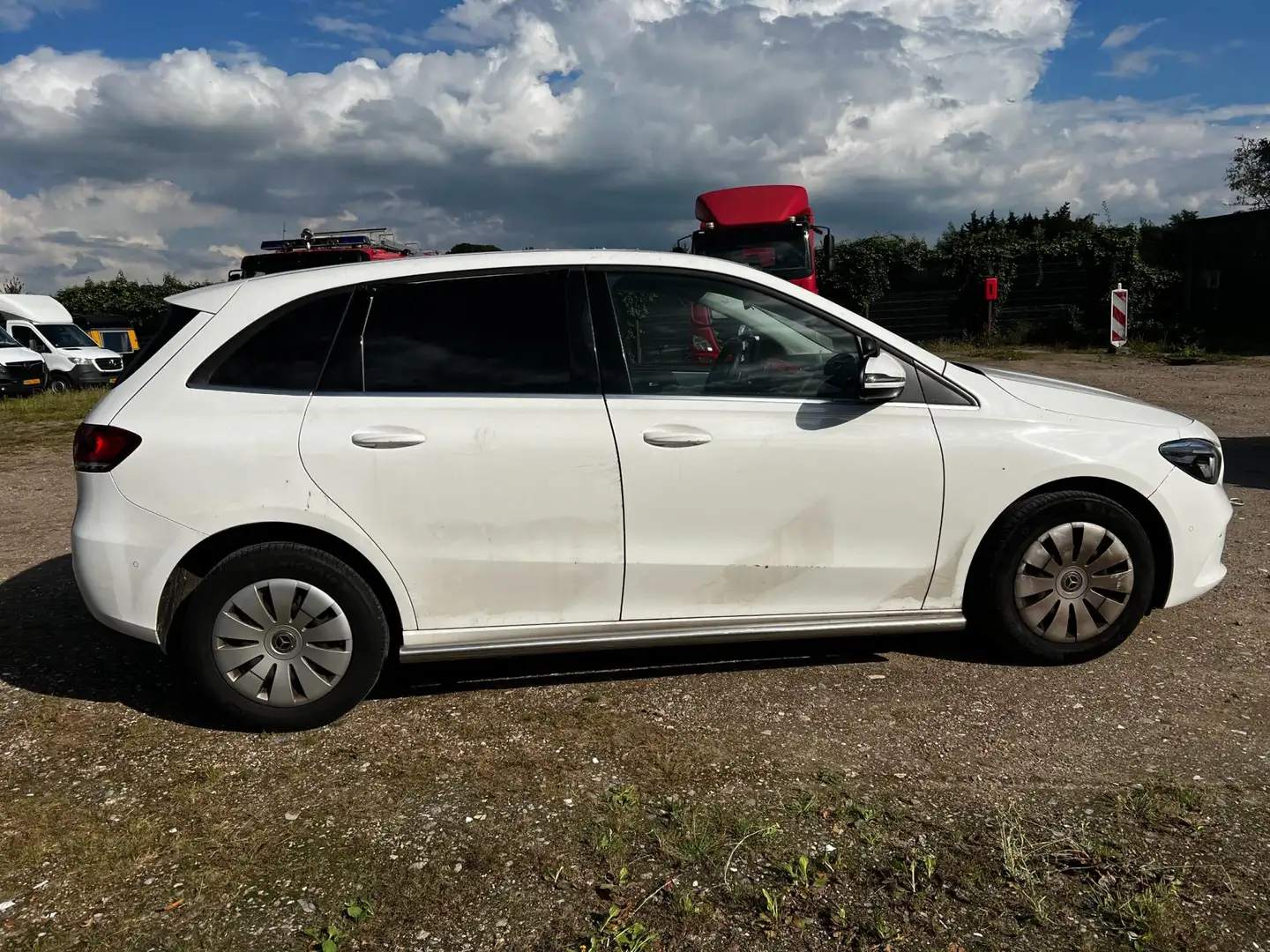 Mercedes-Benz B 200 200d AUT ** EX POLITIE -- ENGINE DEFECT *** Blanc - 2