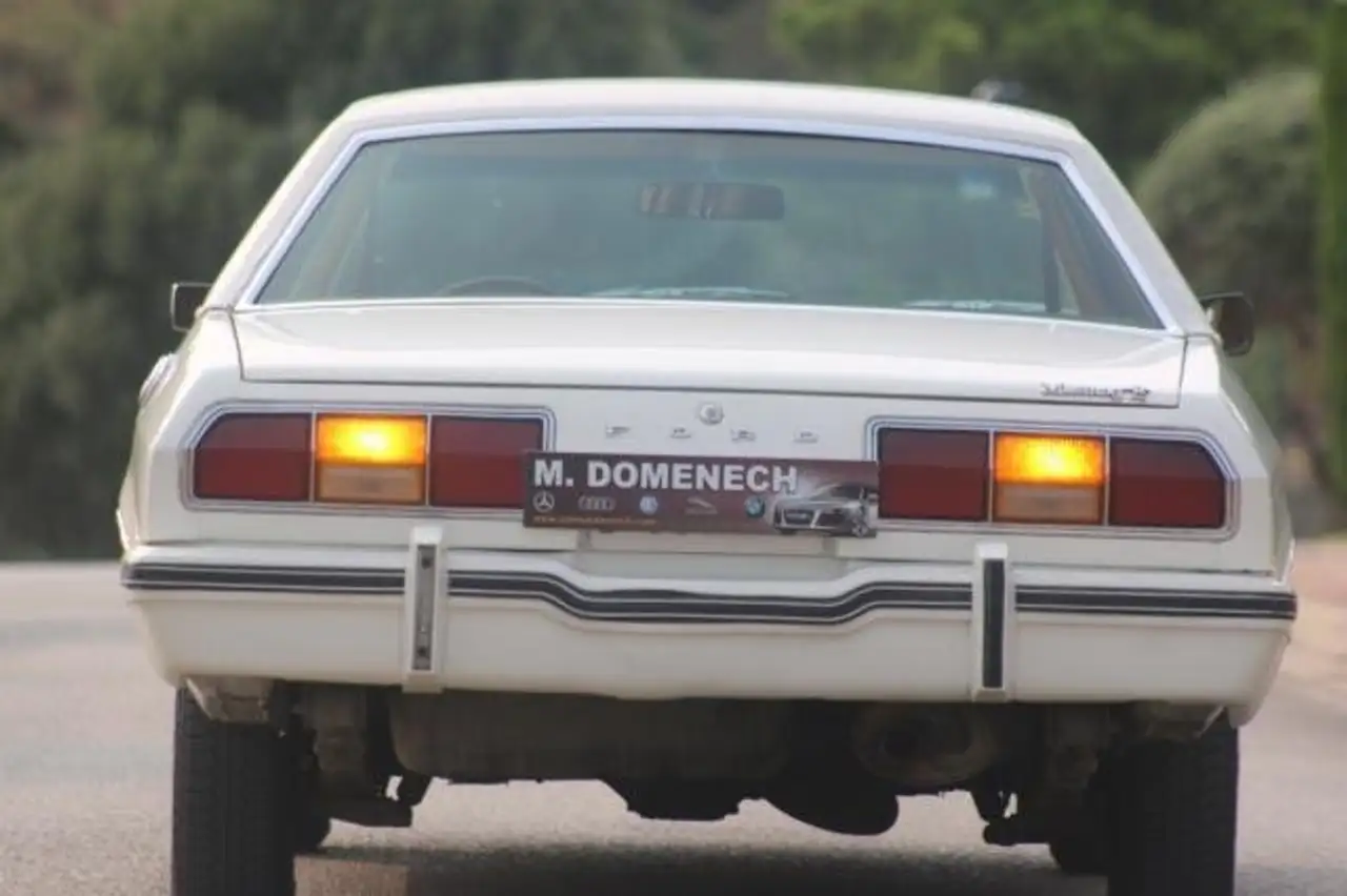 Ford Mustang II Ghia, foto 5