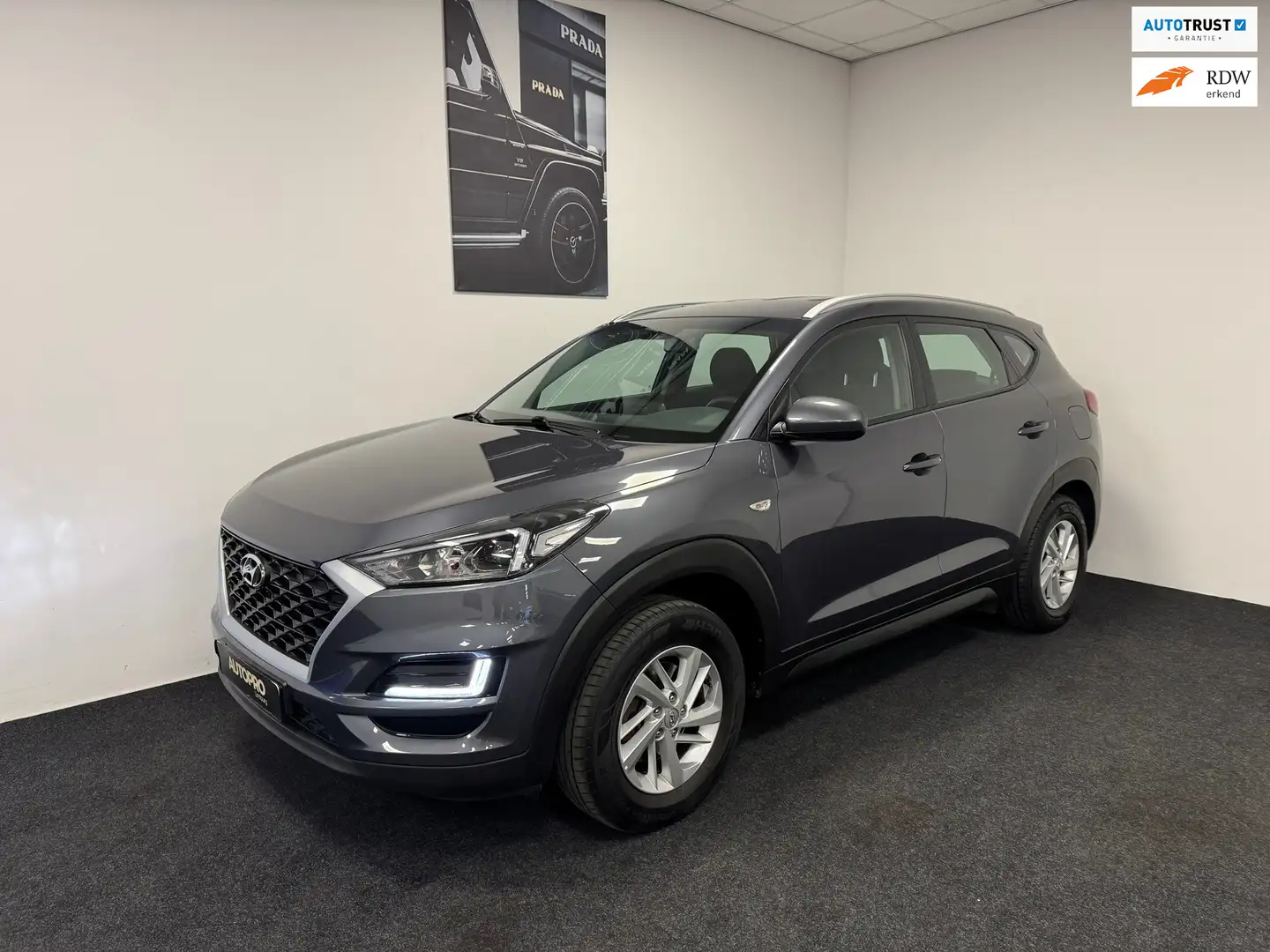 Hyundai TUCSON 1.6 GDI i-Drive Grau - 1