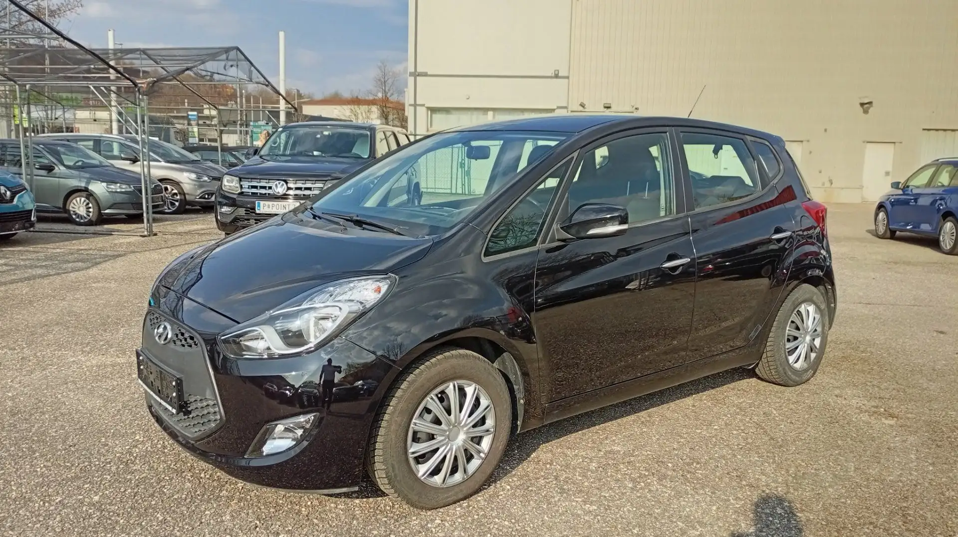 Hyundai iX20 ix20 1.4 CRDi DPF Comfort Start/Stop Schwarz - 1