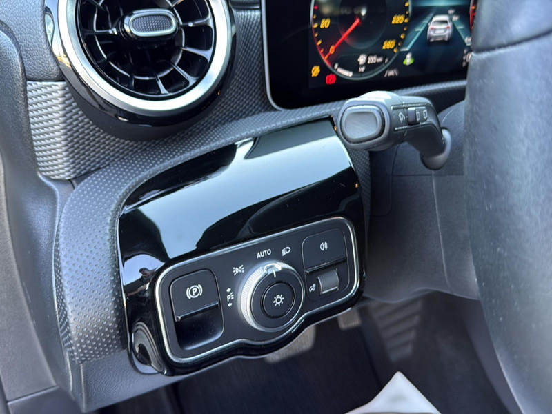 Mercedes-Benz A 200 A200d Aut. Progressive LEDER+LED+NAVI+SHZ+KAMERA — photo 11