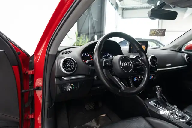 Audi A3 view 9