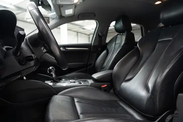 Audi A3 view 10
