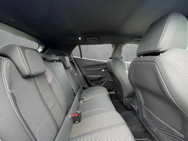 Peugeot 2008 view 14