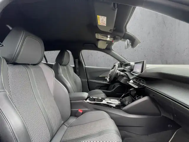 Peugeot 2008 view 13