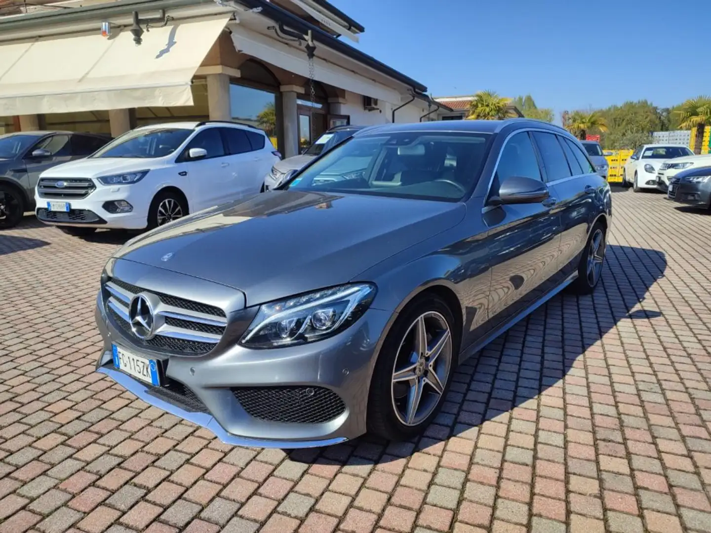 Mercedes-Benz C 220 d S.W. Auto AMG 170CV Grigio - 2
