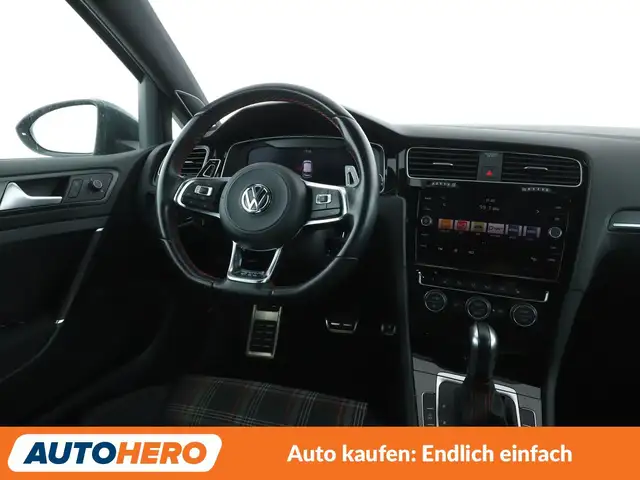 Volkswagen Golf view 13