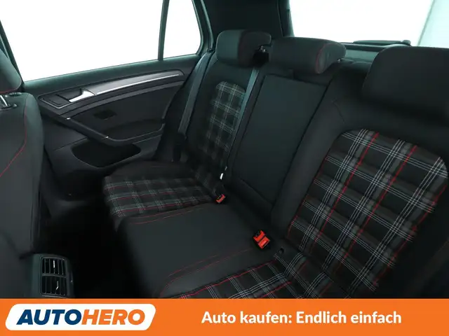 Volkswagen Golf view 14