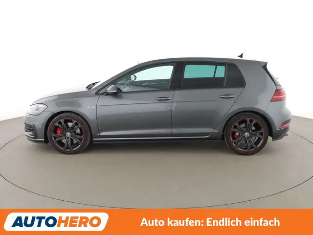 Volkswagen Golf view 3