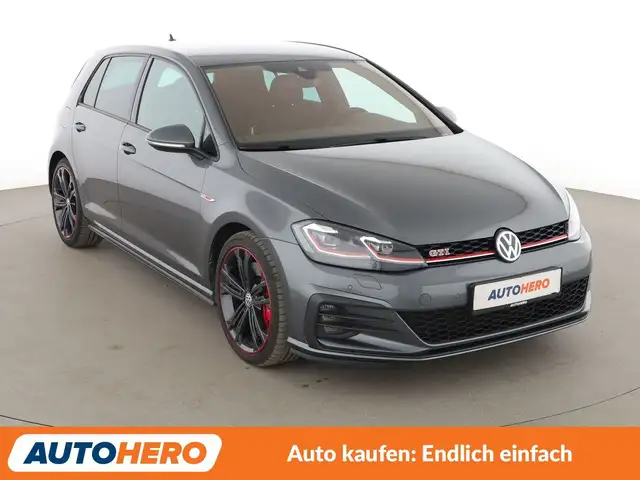 Volkswagen Golf view 8