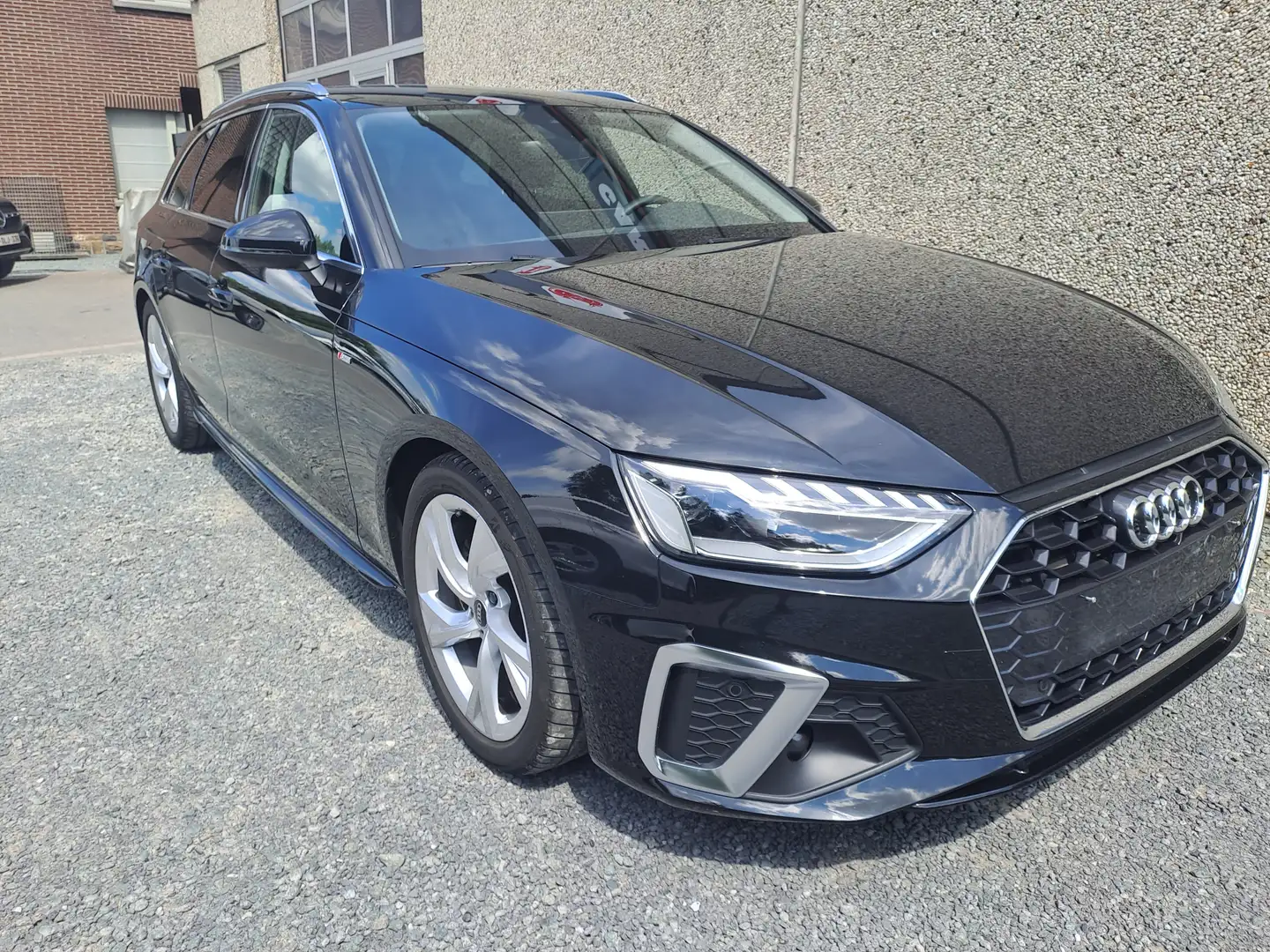 Audi A4 A4 Avant 35 TFSI S tronic S-line  Facelift Zwart - 2
