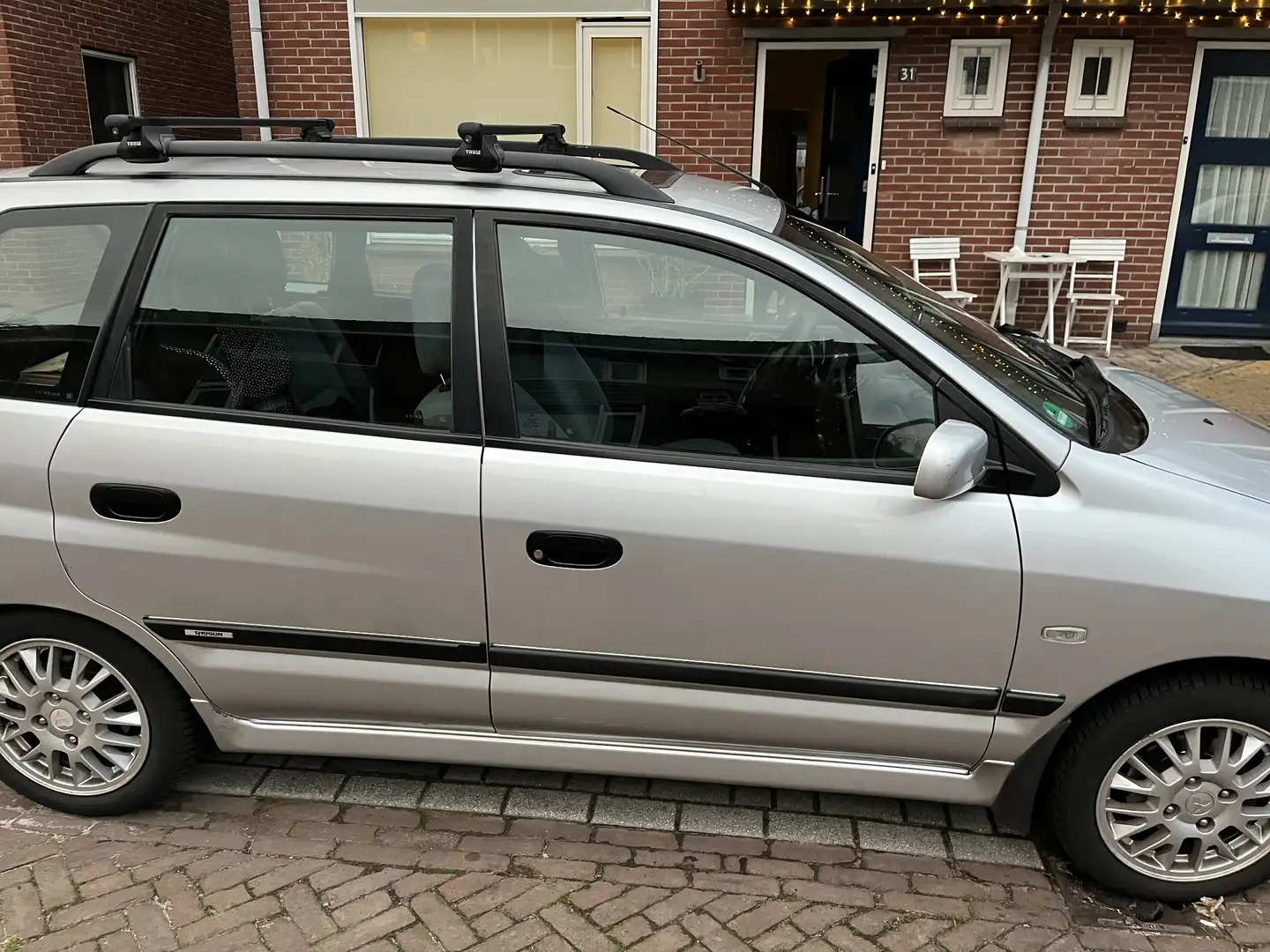 Mitsubishi Space Star 1.6 Shogun SE Grijs - 2