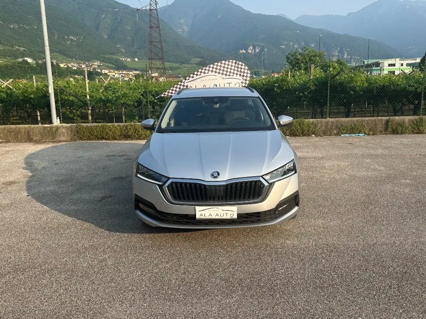 Skoda Octavia 2.0 TDI EVO SCR 150 CV DSG Executive Grigio - 1