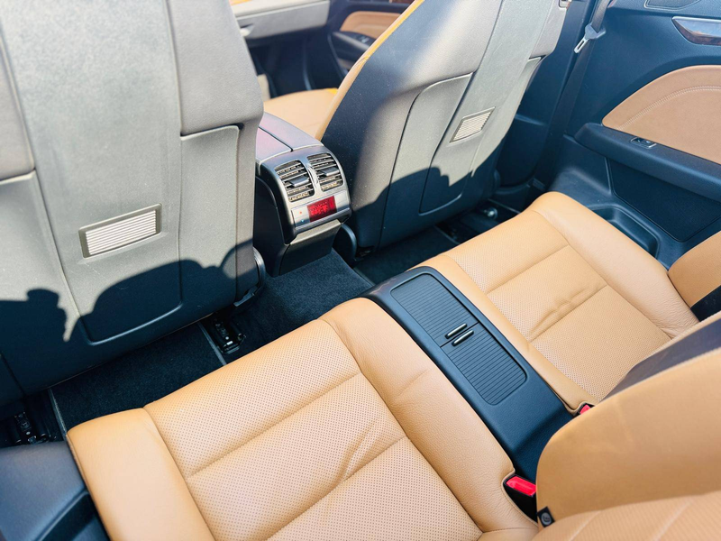 Mercedes-Benz E 200 CGI Cabrio TÜV & Service neu Garantie Finanzierung möglich — photo 20