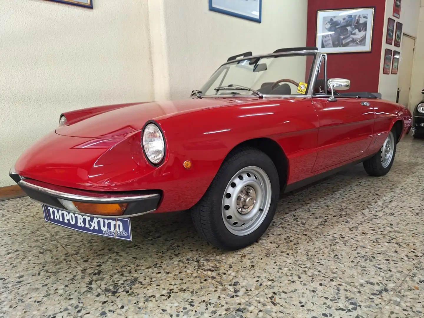 Alfa Romeo 2000 Spider Veloce Rosso - 1