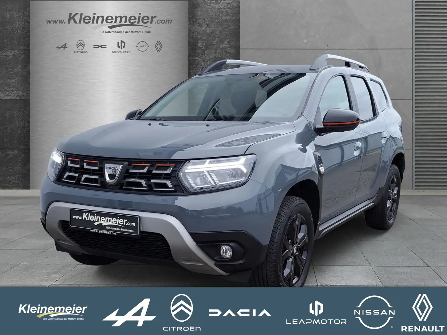 Dacia Duster Exreme TCe 130 *AHK*RFK*SHZ*PDC*uvm. Gris - 1