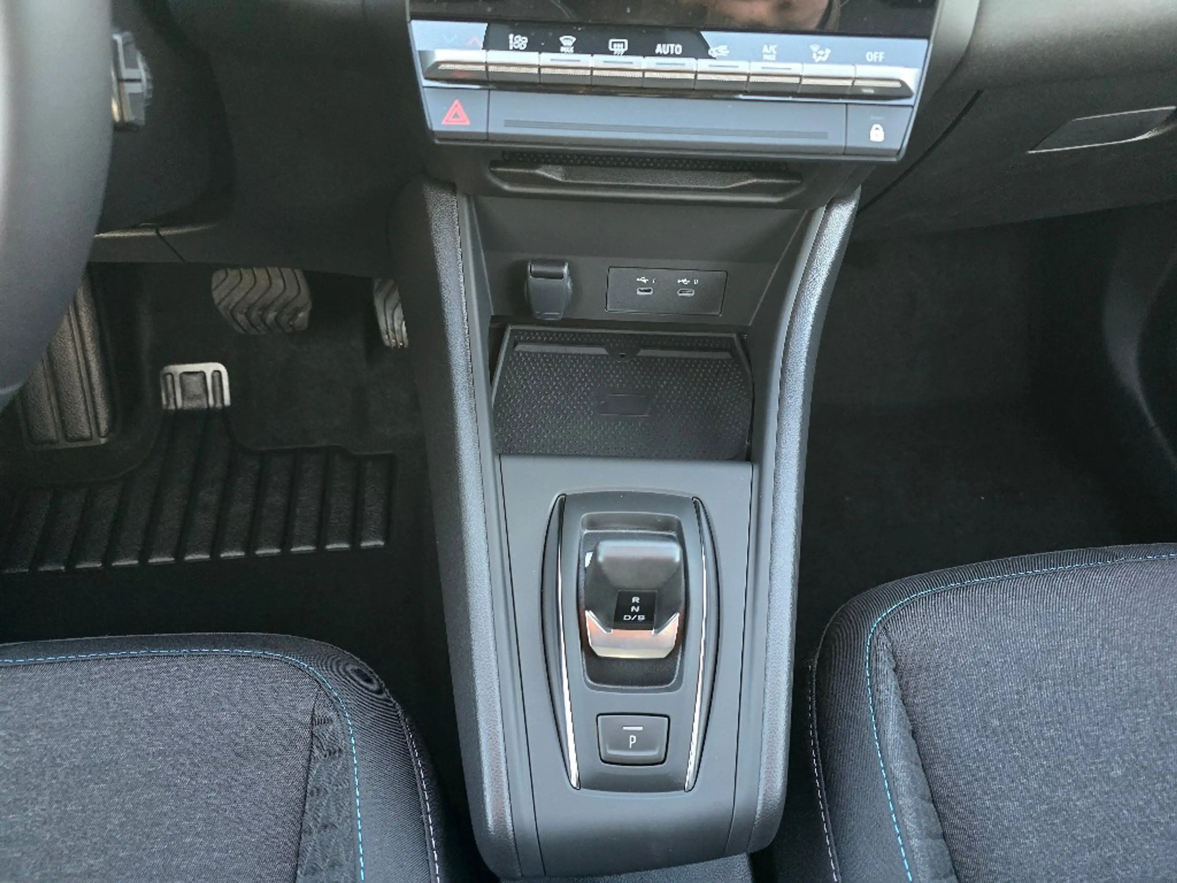 Mitsubishi ASX PLUS 1.8 Hybrid — photo 12