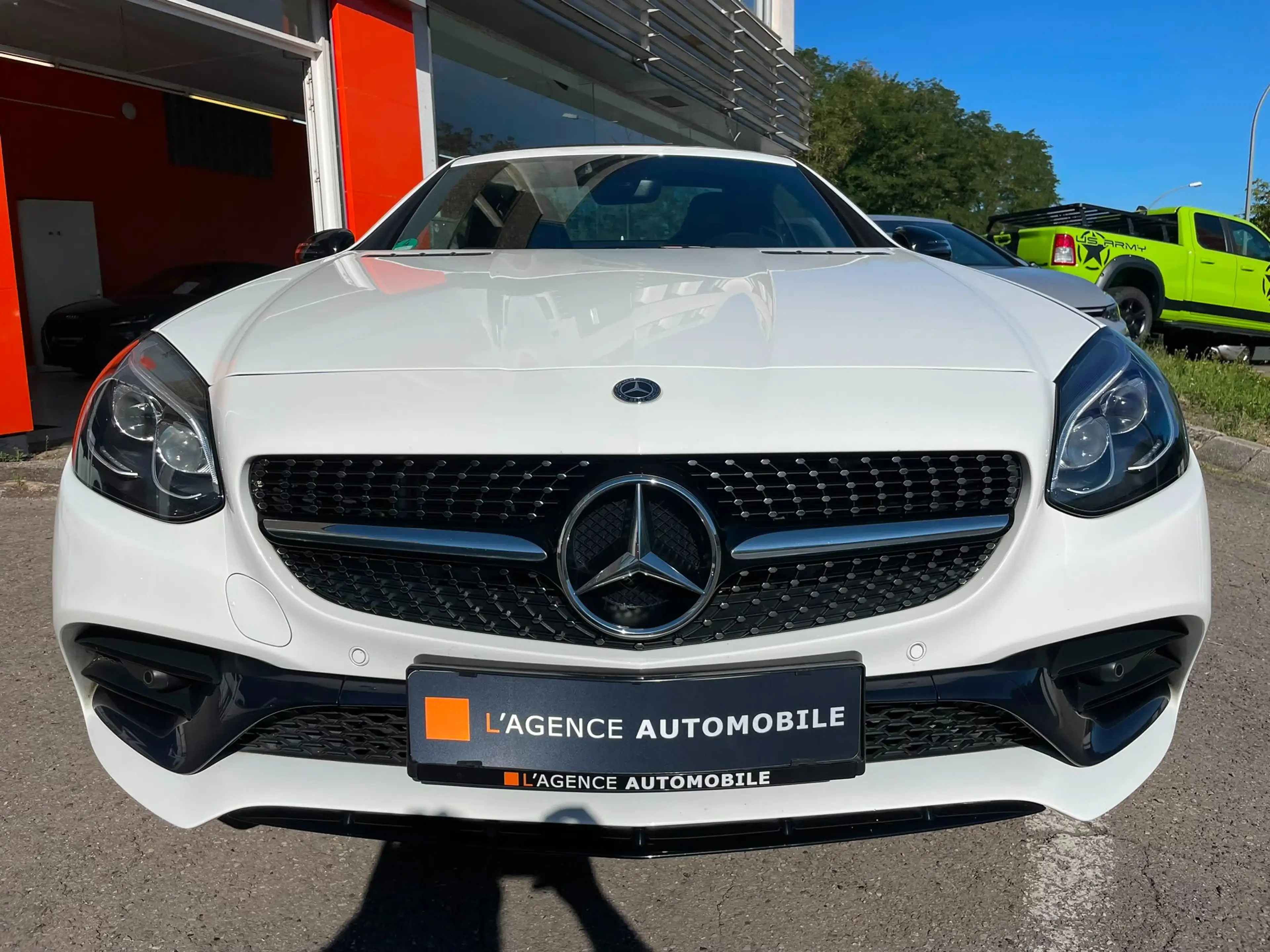 Mercedes-Benz SLC 200 SPECIAL EDITION-JUSQU'A 36 MOIS DE GARANTIE — photo 5