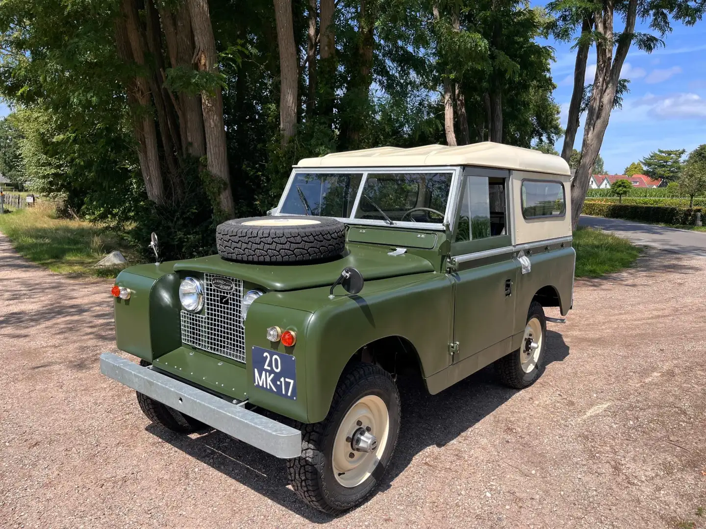 Land Rover Defender Series Grün - 1