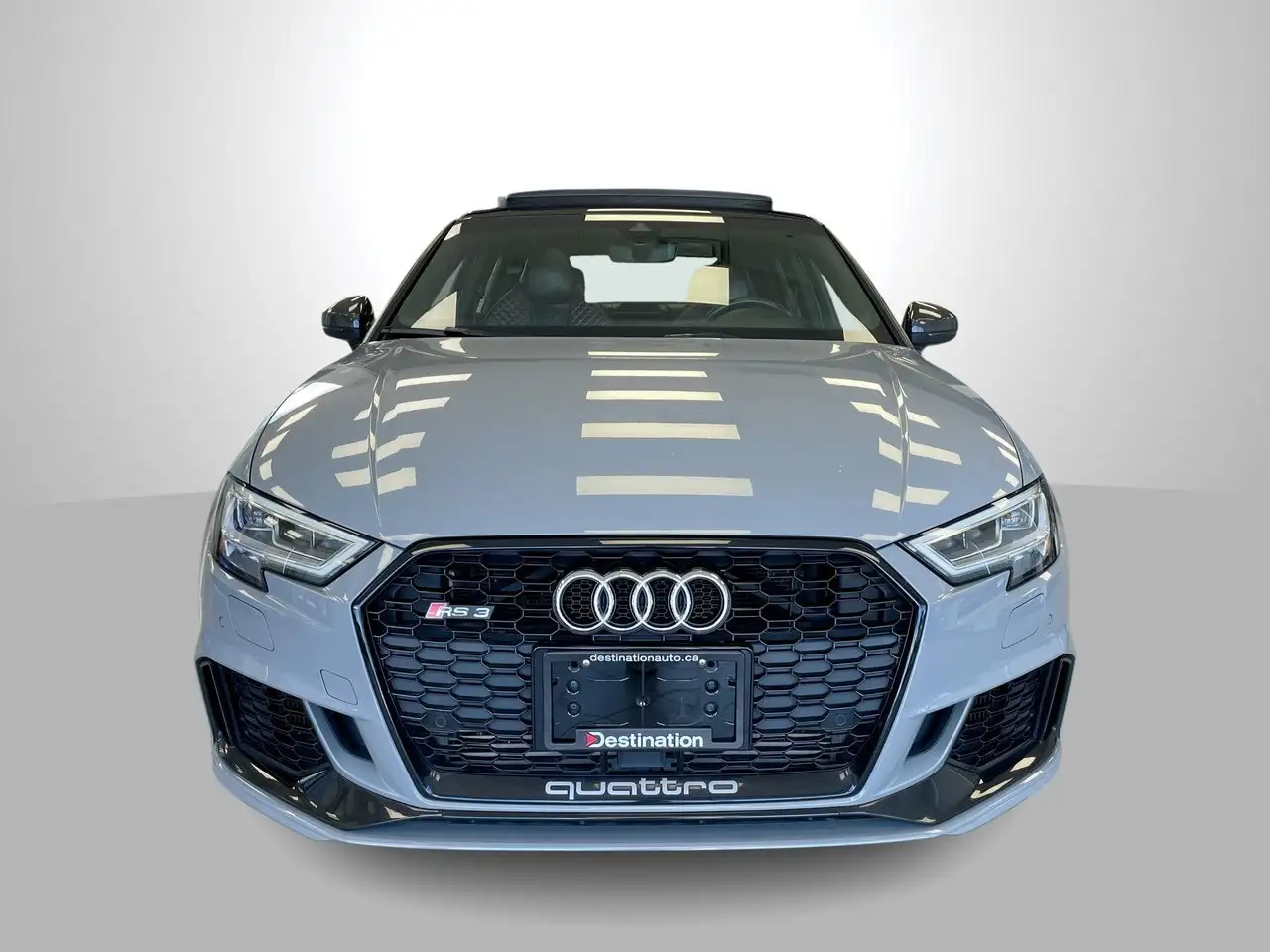 Audi RS3 снимка Audi RS3