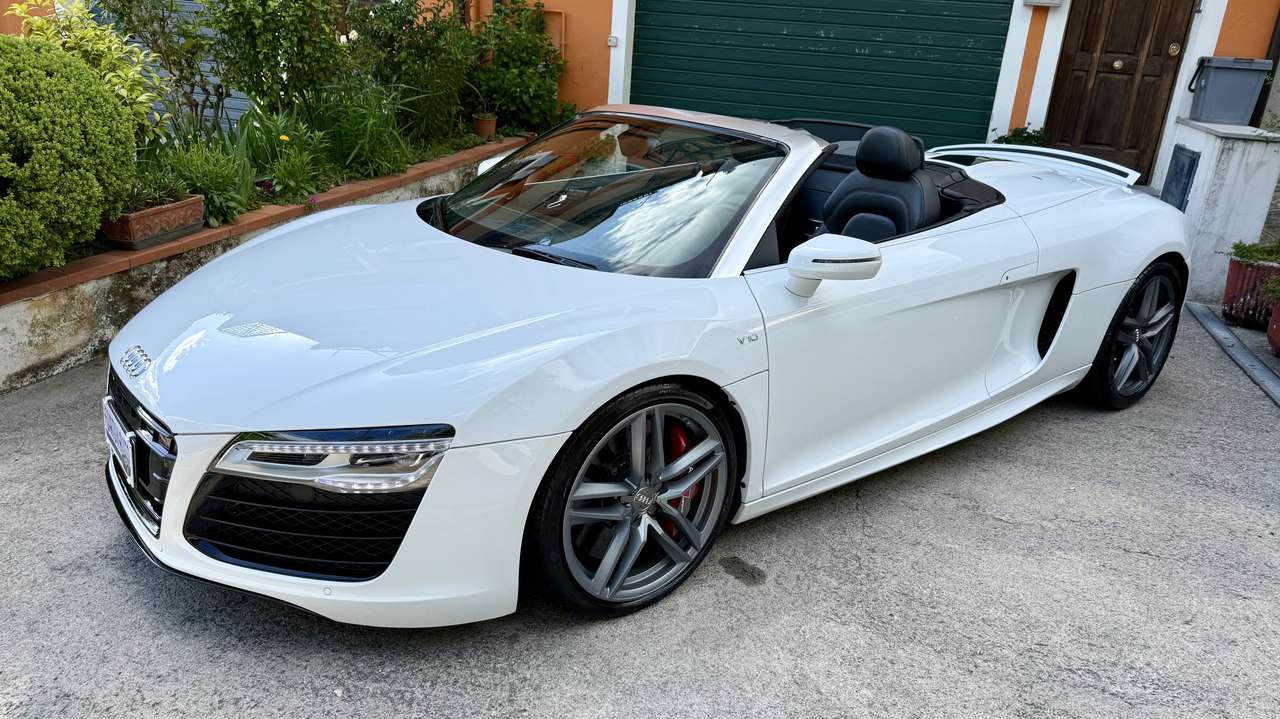 Audi R8 Spyder 5.2 V10 quattro r-tronic