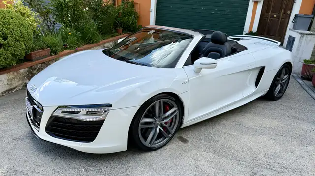 Audi R8 Spyder 5.2 V10 quattro r-tronic