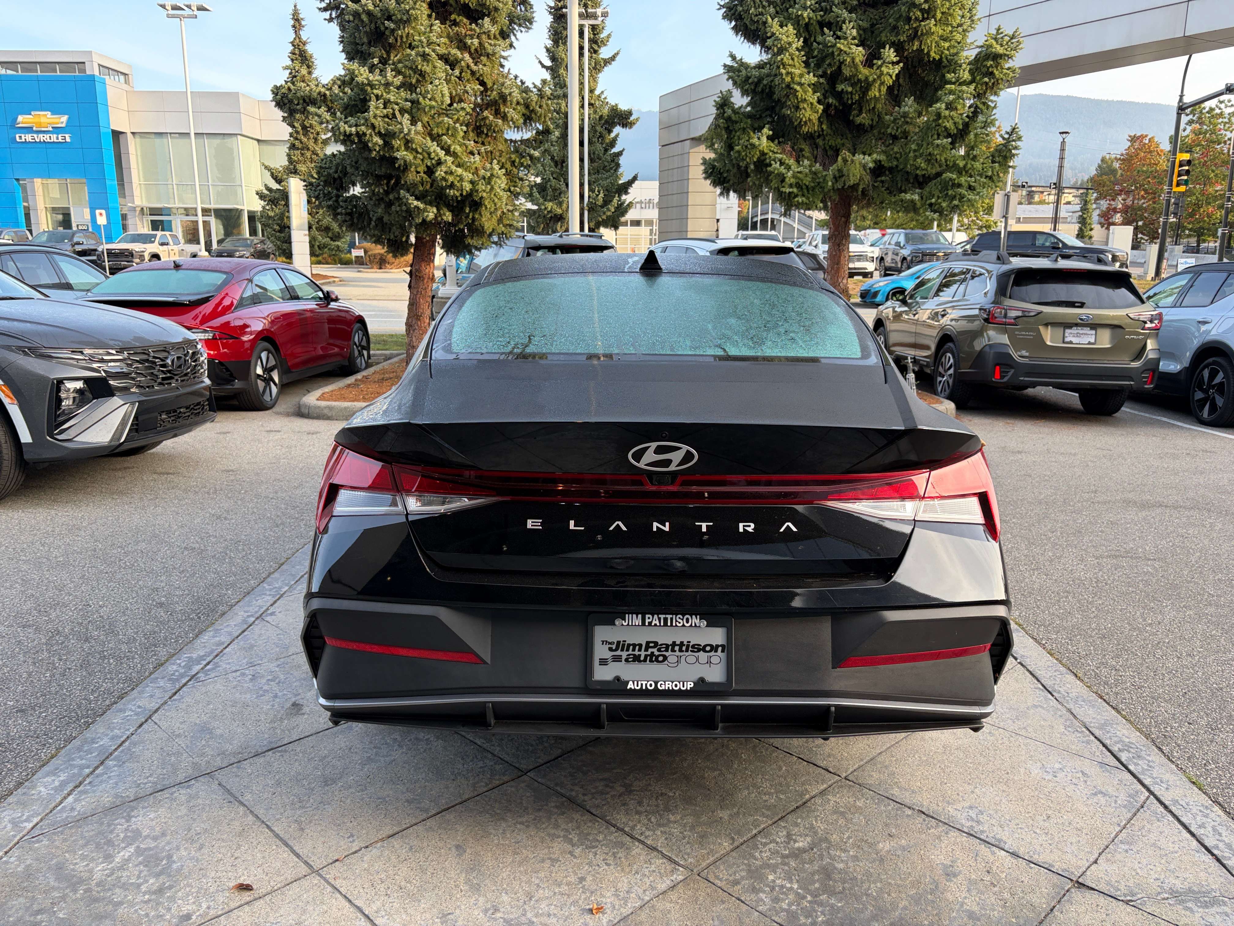 2026 Hyundai Elantra Preferred | No Accident | Like New — photo 1