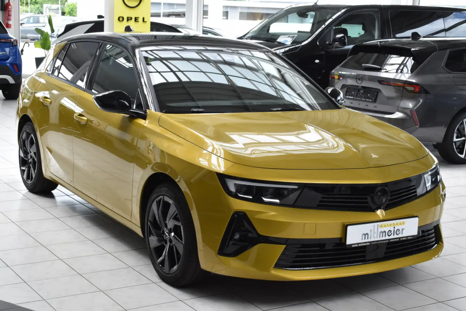Opel Astra 1.2T GS. Matrix-LED NAVI ACC Keyless Kam. Gelb - 2