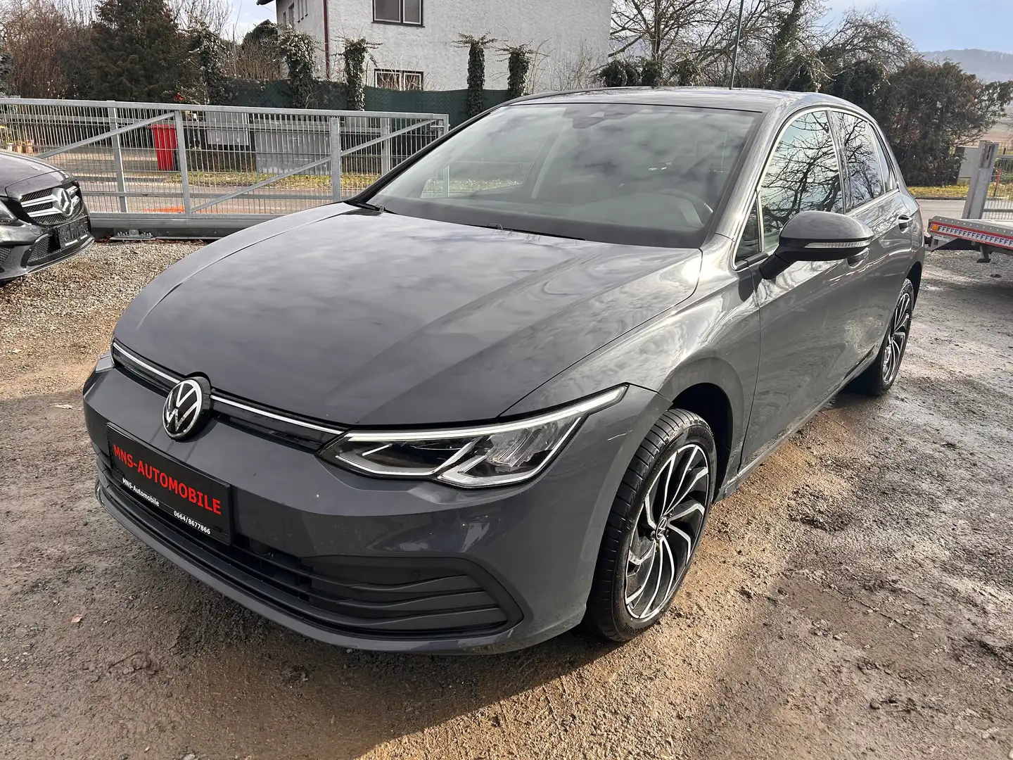 Volkswagen Golf Life eTSI DSG LED Sportsitze Getriebeschaden Grau - 1