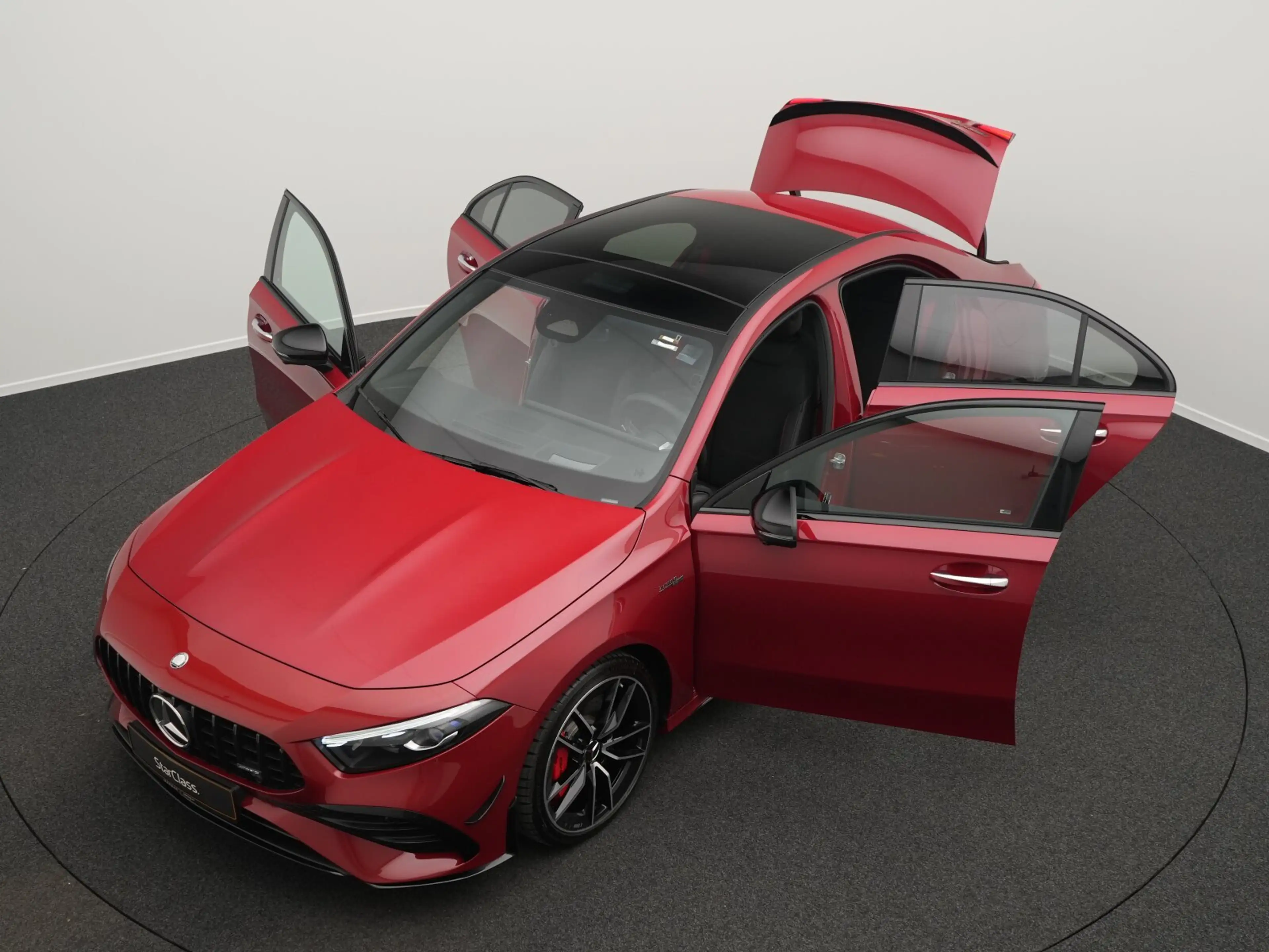 Mercedes-Benz A 35 AMG Mercedes-AMG A 35 4MATIC Limousine Multi+Pano+Night+Headup+19" — photo 12