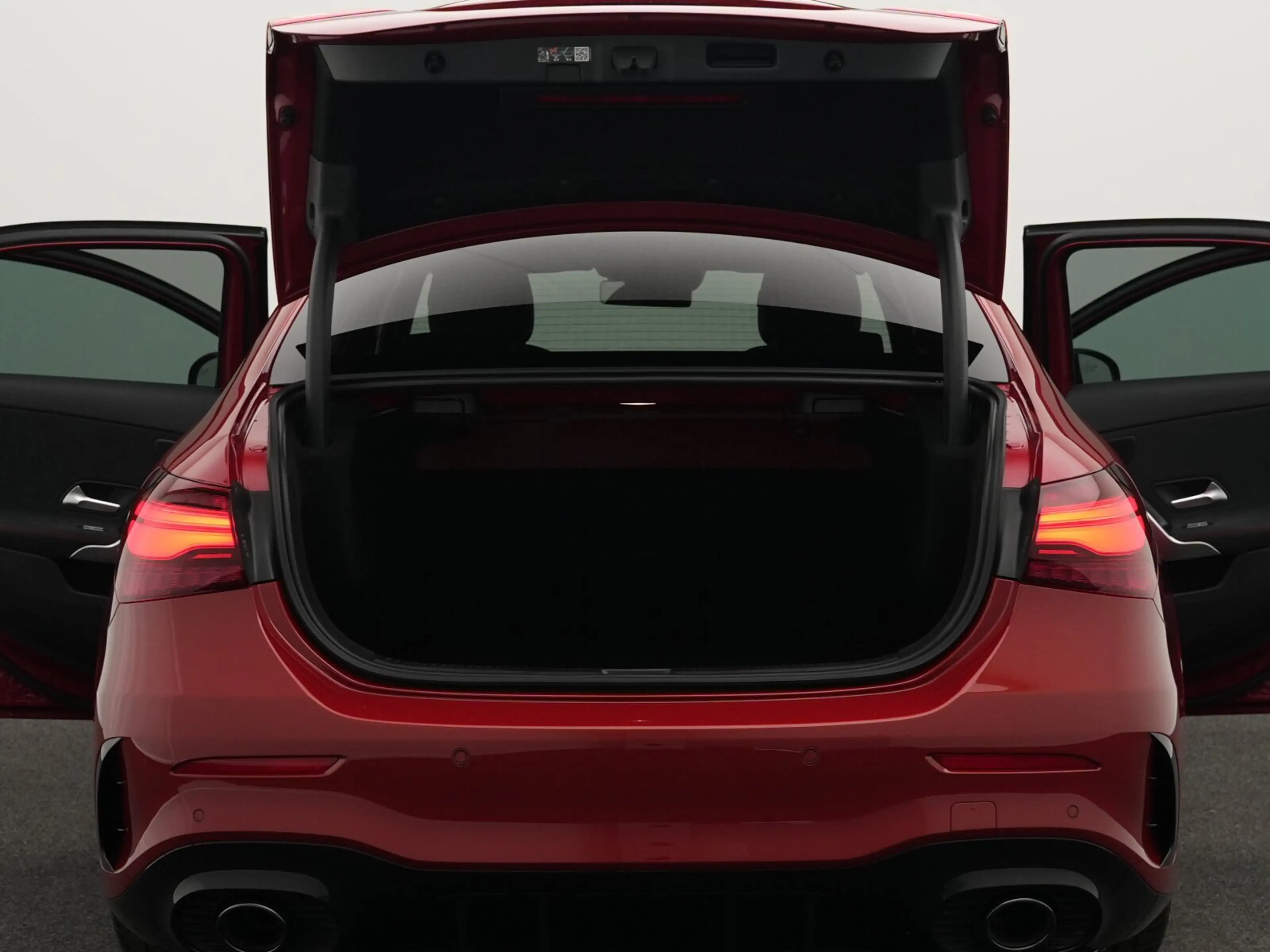 Mercedes-Benz A 35 AMG Mercedes-AMG A 35 4MATIC Limousine Multi+Pano+Night+Headup+19" — photo 15