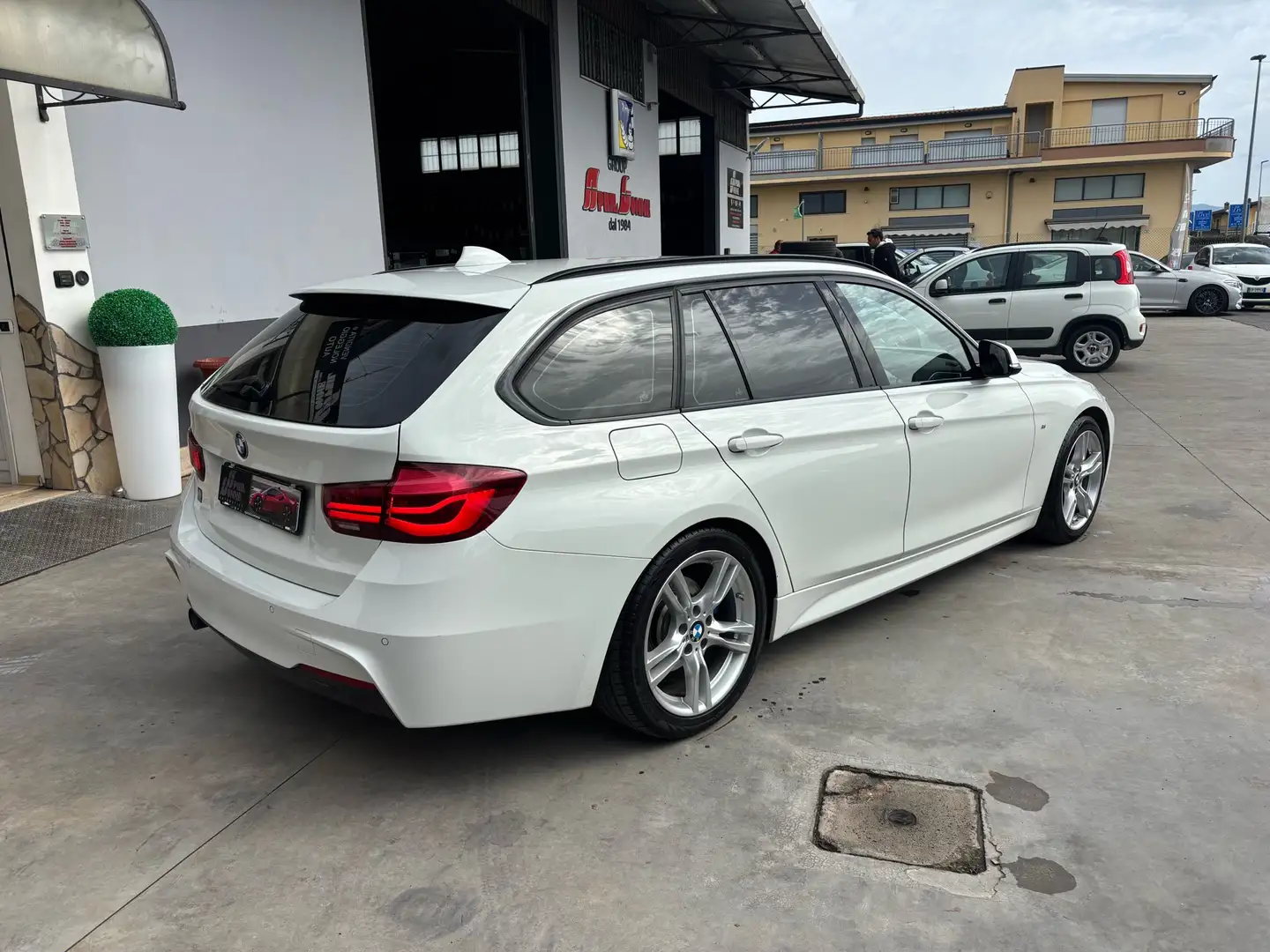 BMW 318 318d Touring Msport auto - 2