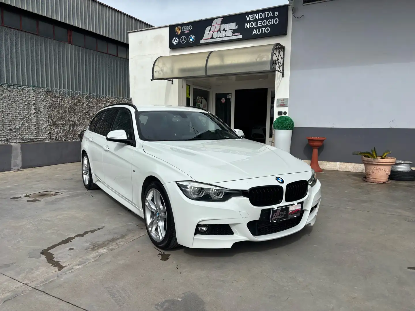 BMW 318 318d Touring Msport auto - 1