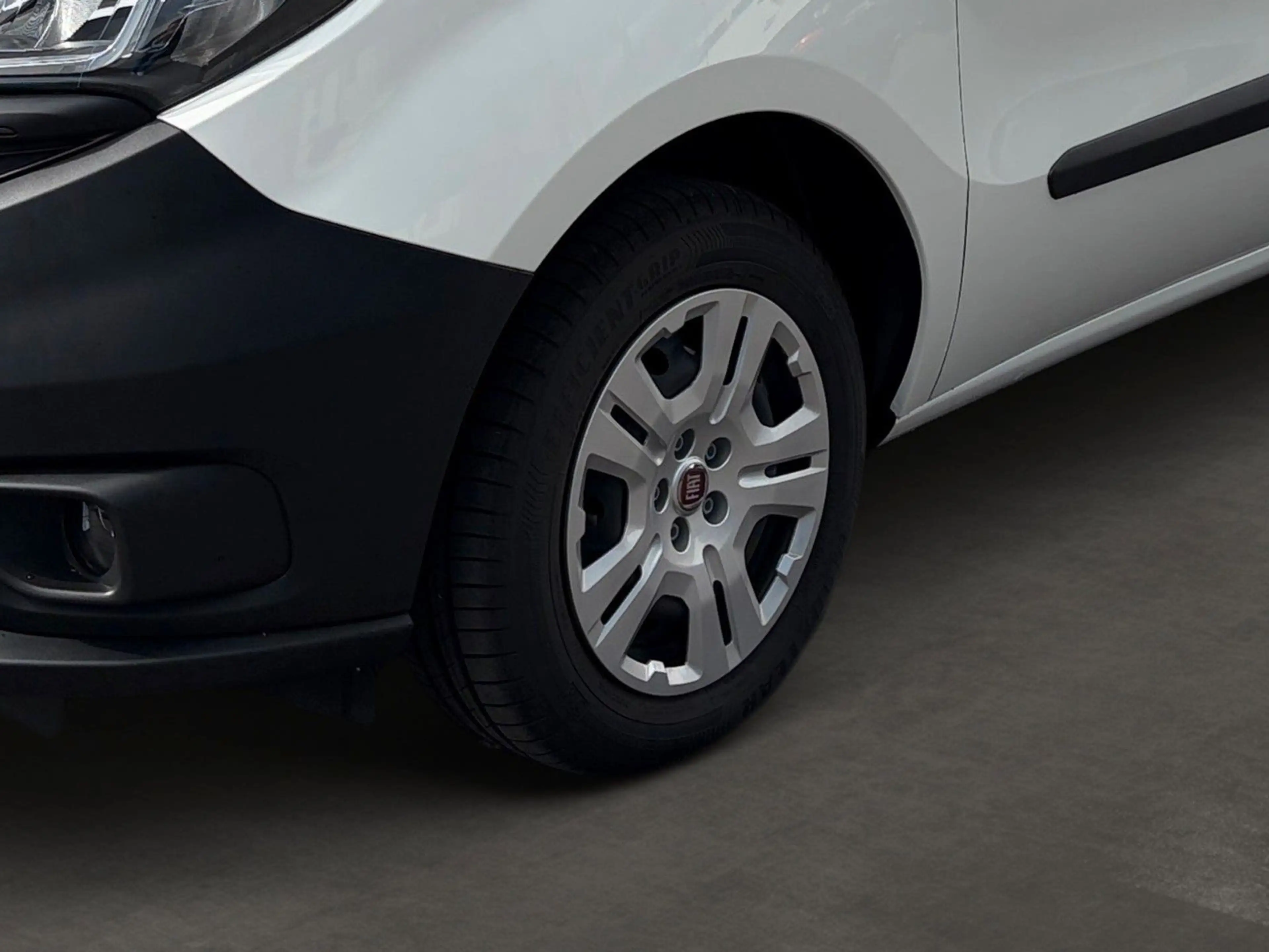 Fiat Doblo Multijet *Klima, 3-Sitzer* — photo 10