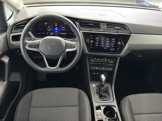 Volkswagen Touran view 7