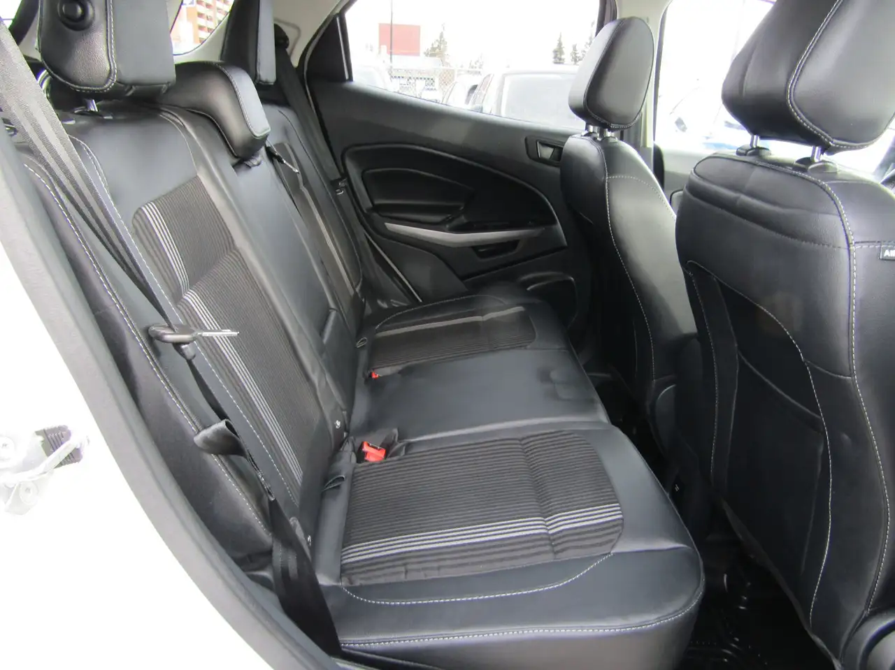 Ford EcoSport photo Ford EcoSport