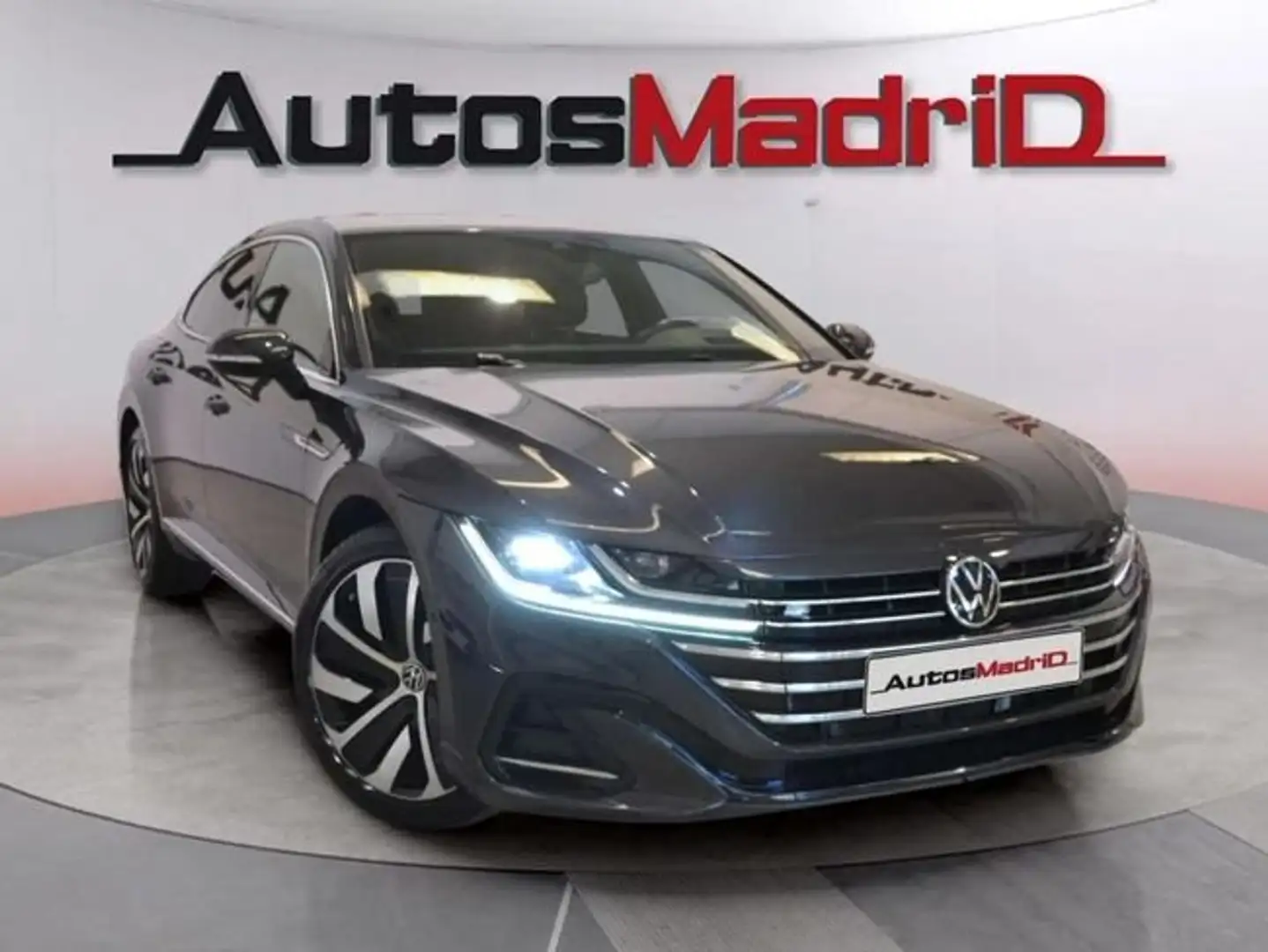 Volkswagen Arteon 2.0 TSI R-Line DSG7 140kW Negro - 1