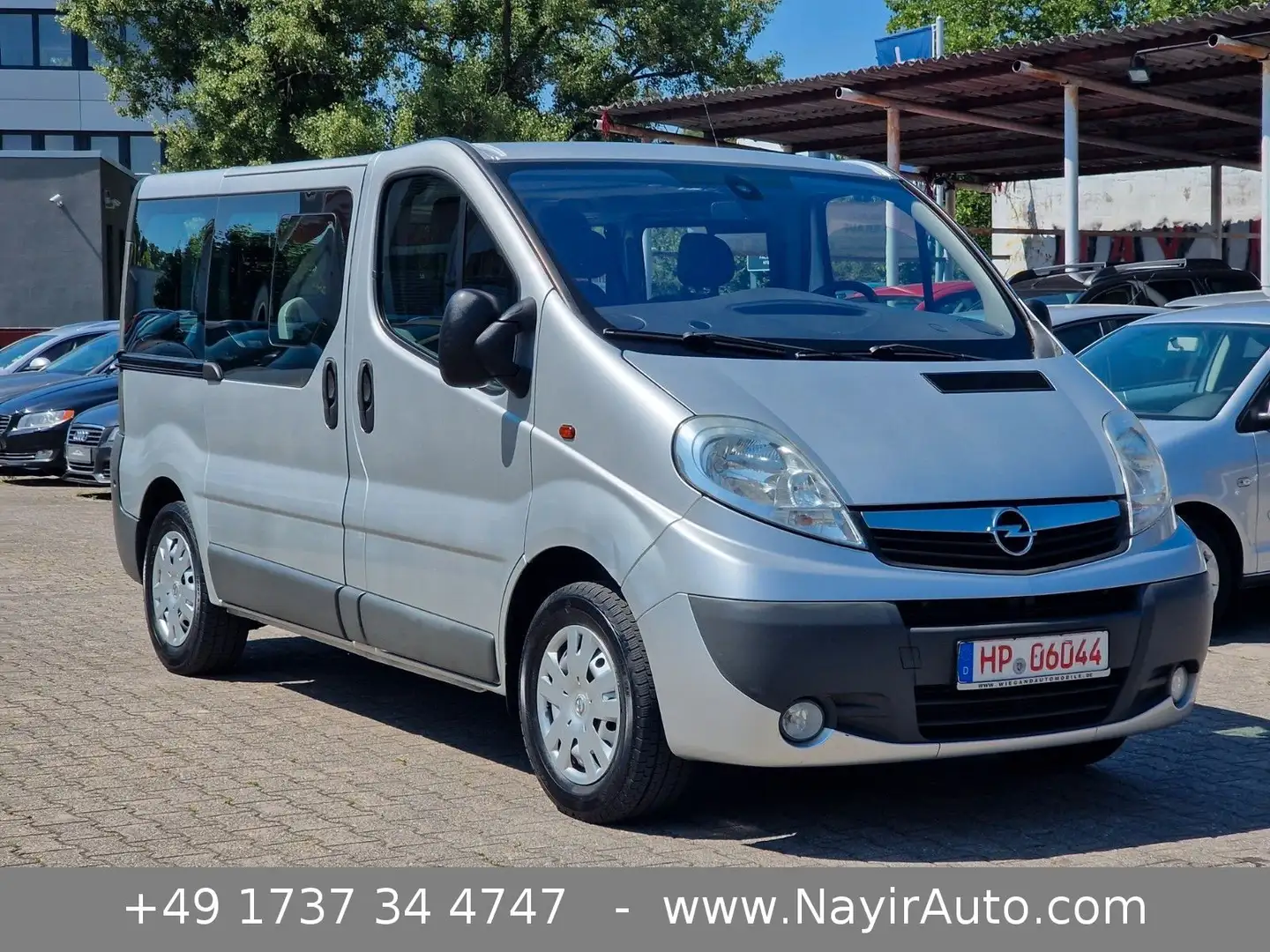 Opel Vivaro | 9 Sitzer | R-Kamera | Klima | Bluetooth Silber - 1
