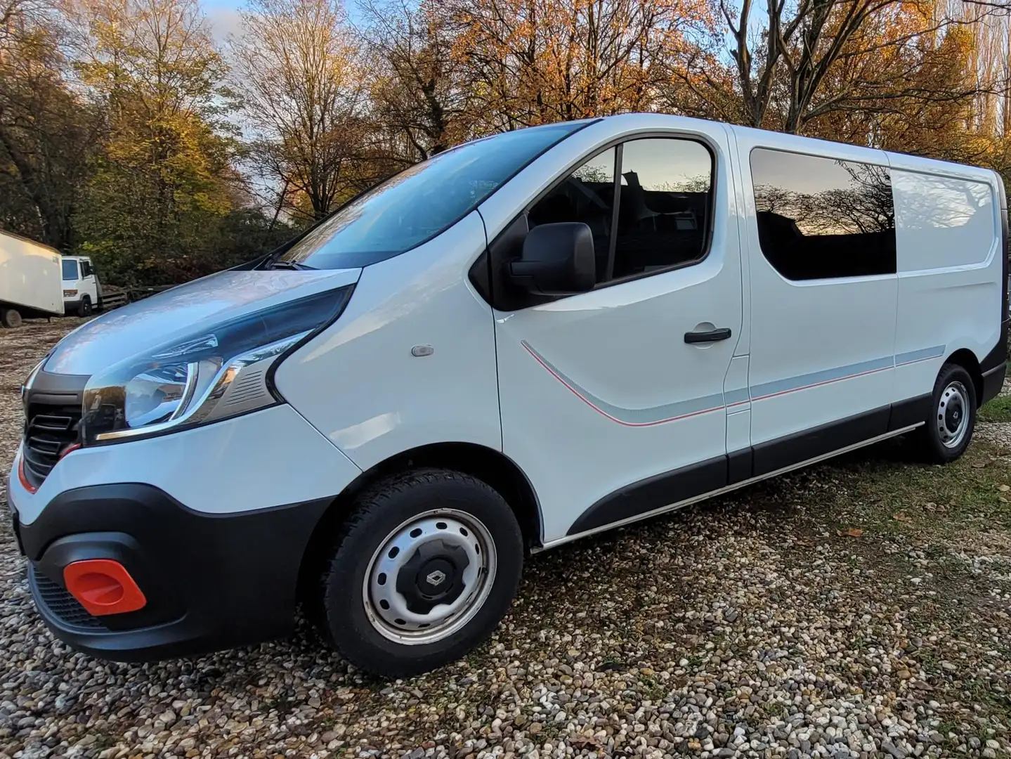 Renault Trafic L2H1 2,9t Komfort Tüv 06/2027 2 Hand Weiß - 1