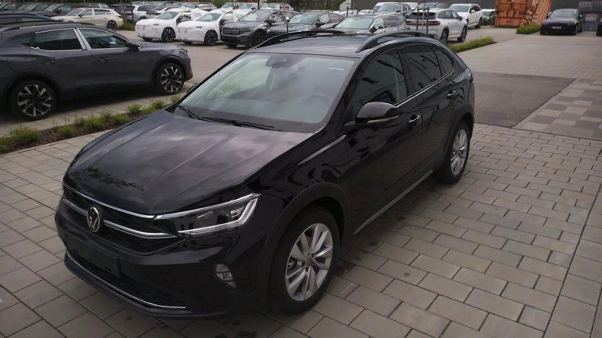 Volkswagen Taigo Life 1.0 TSI 7-Gang-DSG 85 kW (116 PS), Automatik Noir - 1