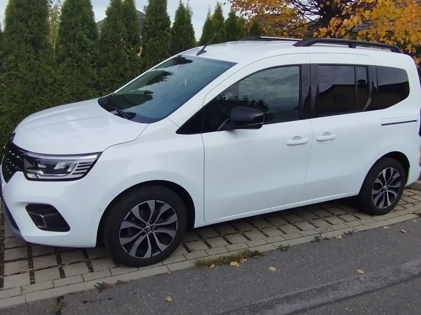 Renault Kangoo Kangoo BLUE dCi 115 Techno Weiß - 2