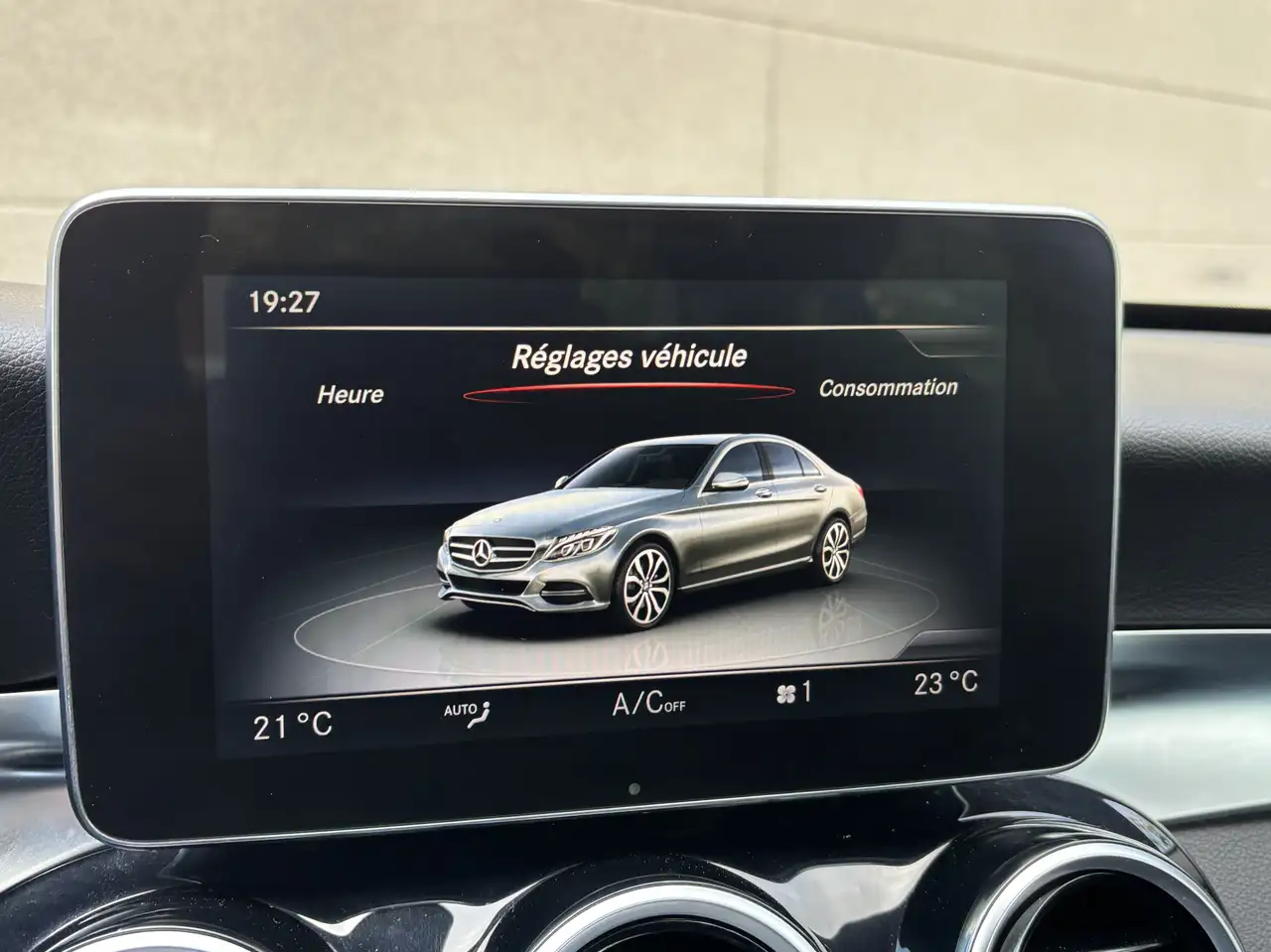 Mercedes-Benz C 180 Berline — photo 11 sur 20