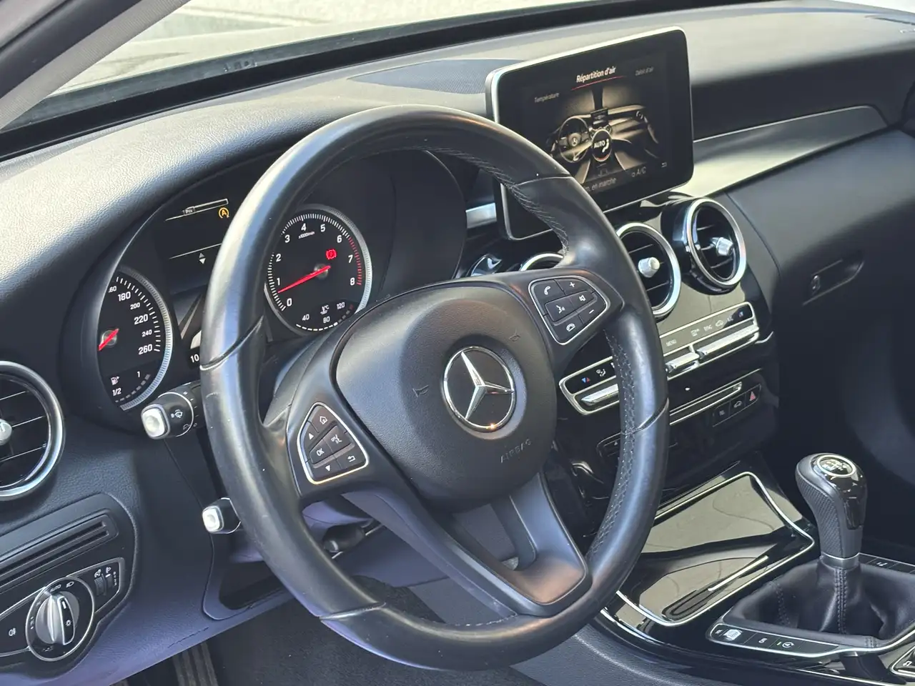 Mercedes-Benz C 180 Berline — photo 7 sur 20