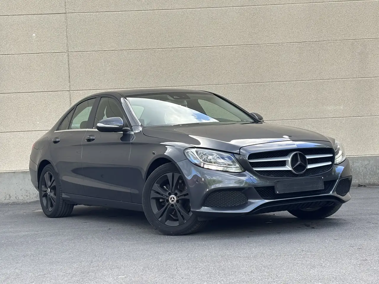 Mercedes-Benz C 180 Berline — photo 18 sur 20